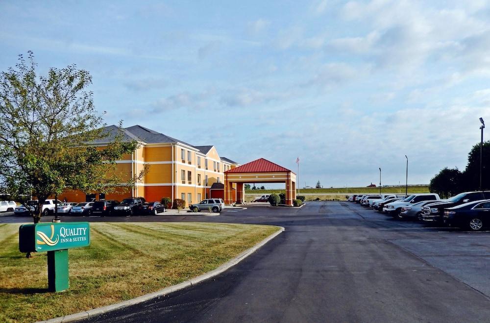 Quality Inn & Suites Anderson I-69 Bagian luar foto