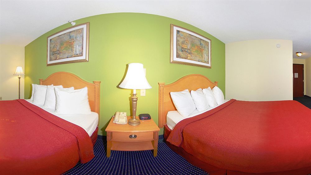 Quality Inn & Suites Anderson I-69 Bagian luar foto