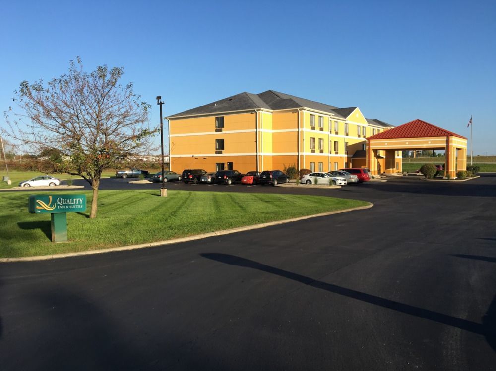 Quality Inn & Suites Anderson I-69 Bagian luar foto