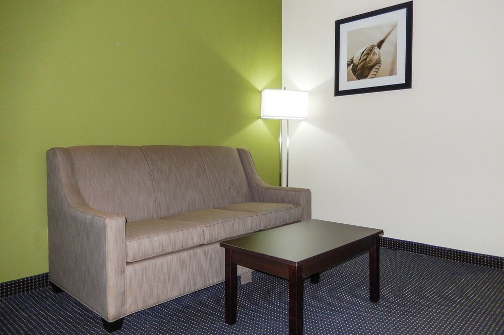 Quality Inn & Suites Anderson I-69 Bagian luar foto