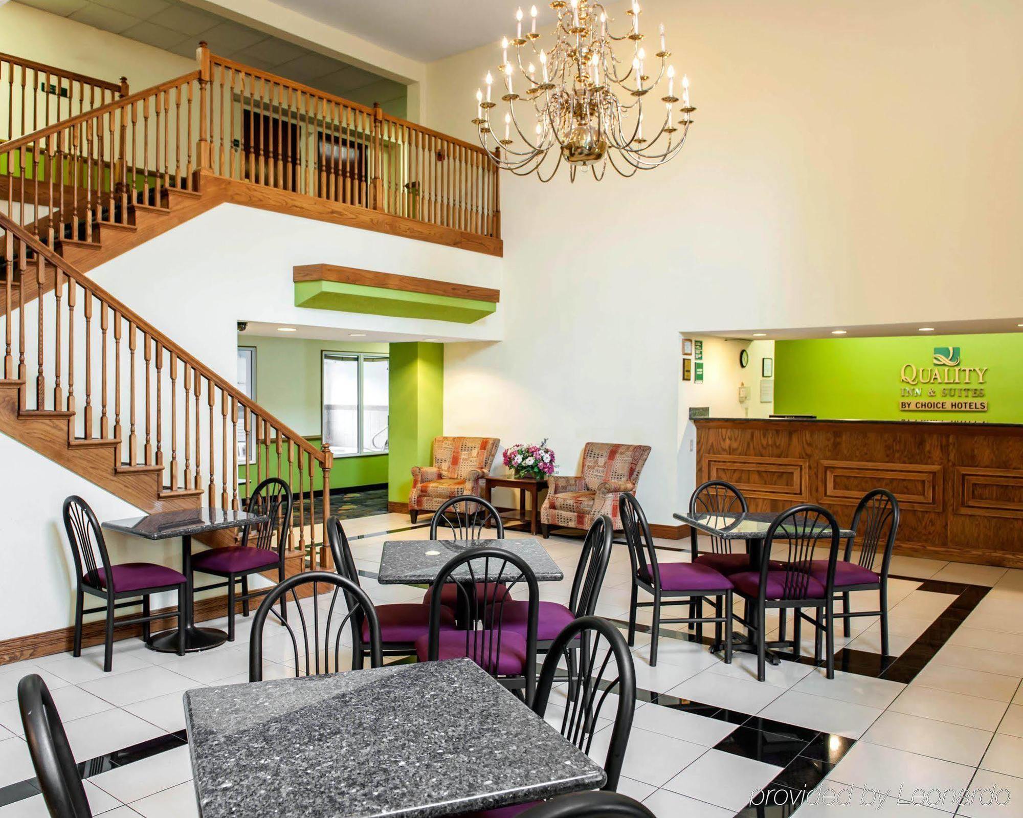 Quality Inn & Suites Anderson I-69 Bagian luar foto