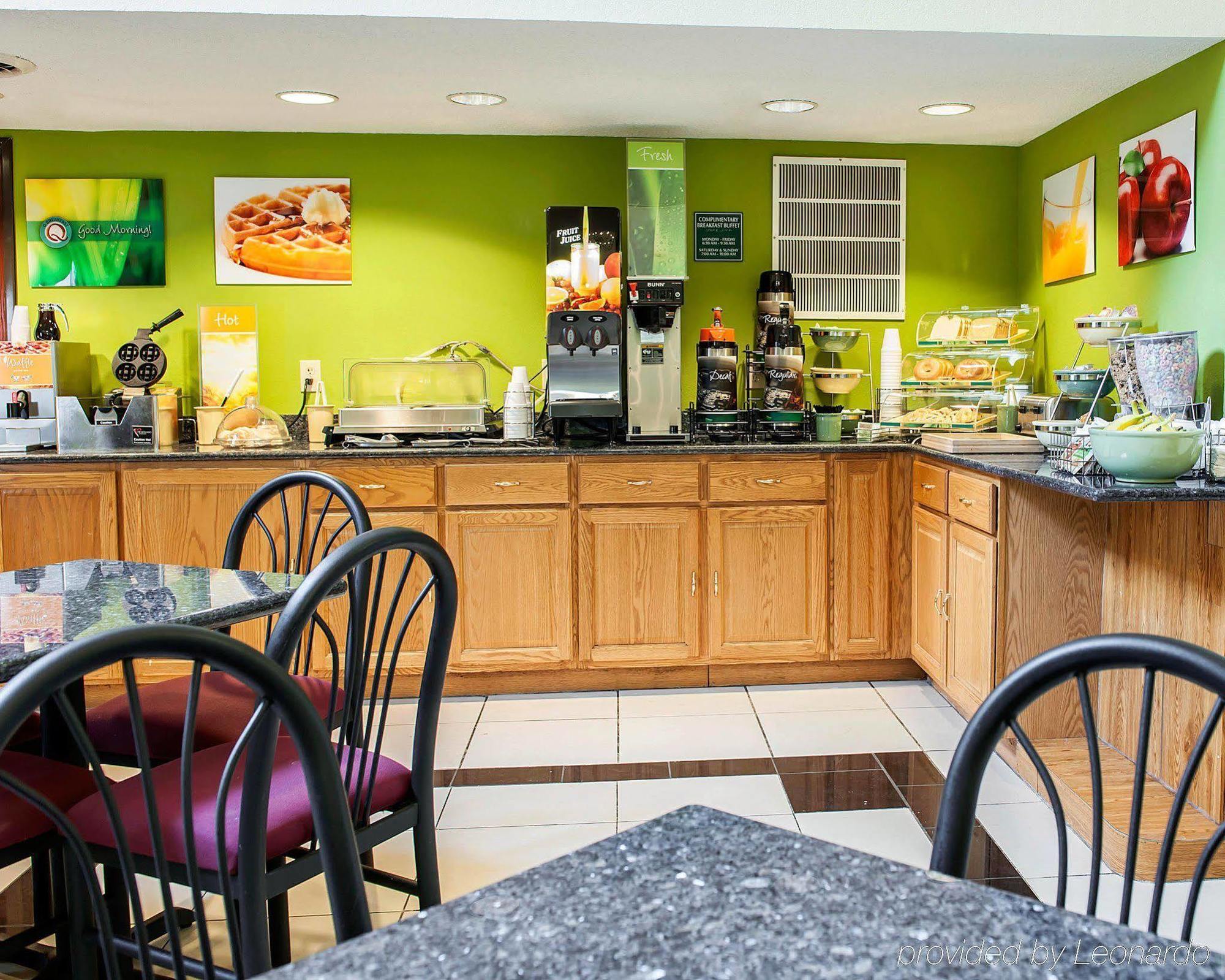 Quality Inn & Suites Anderson I-69 Bagian luar foto
